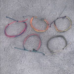 Assorted puravida bracelets (5 plus bag)